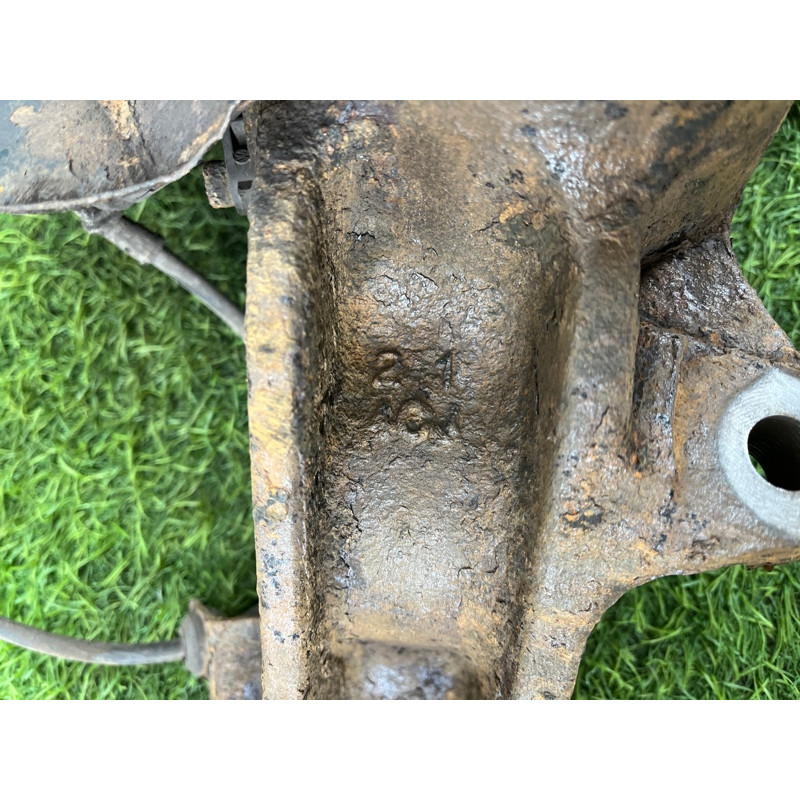 Поворотный кулак (подвеска) Volkswagen Amarok Not specified 2.0 2H0407257H
