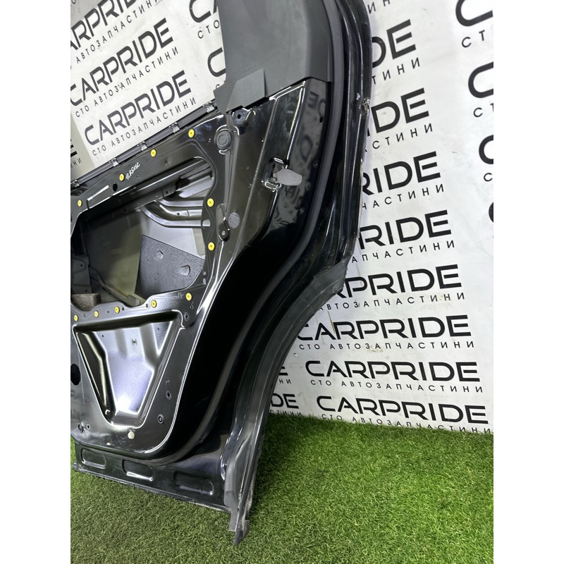 Двері (наружные элементы кузова) LAND ROVER Discovery Sport L550 2016 2.0 LR061284
