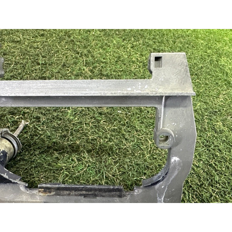 Кронштейн ручки дверей (кузов і елементи) BMW 7-series E38 51218245344