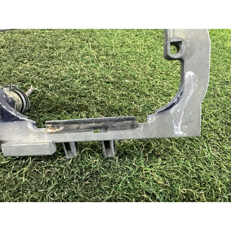 Кронштейн ручки дверей (кузов і елементи) BMW 7-series E38 51218245344