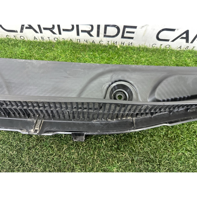 Жабо (кузов і елементи) BMW X1 F48 2018 2.0 51717350591