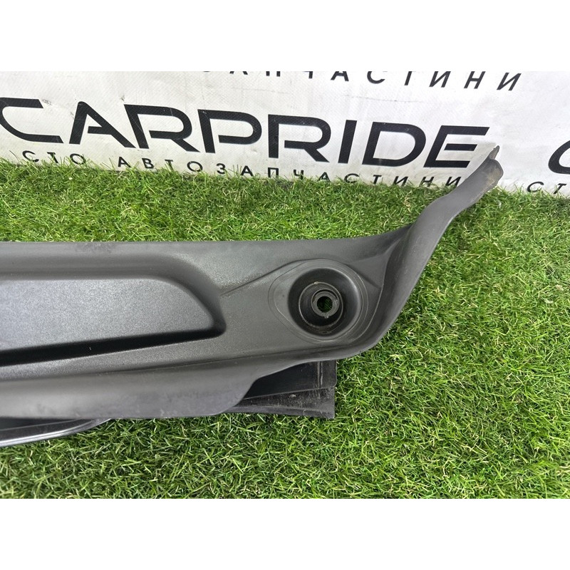 Жабо (кузов і елементи) BMW X1 F48 2018 2.0 51717350591