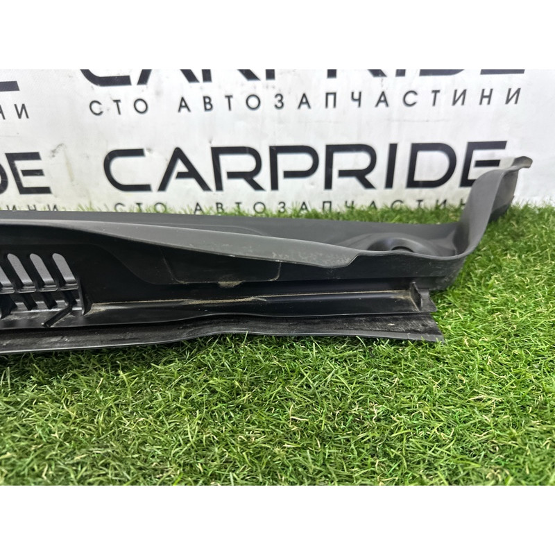 Жабо (кузов і елементи) BMW X1 F48 2018 2.0 51717350591