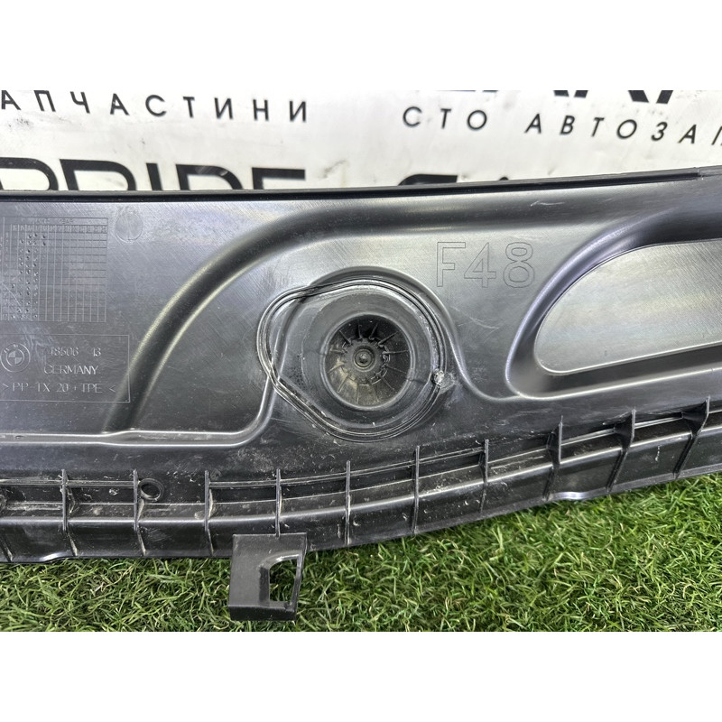 Жабо (кузов і елементи) BMW X1 F48 2018 2.0 51717350591