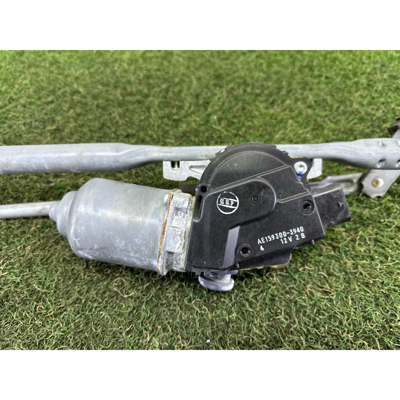 Трапеція склоочисників (кузов і елементи) BMW X5 F15 2015 3.0 61617292653