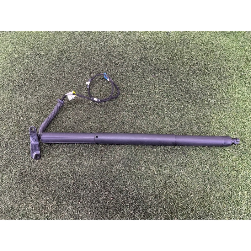 Привід кришки багажника (електрика) BMW X3 F25 2013 2.0 51247232004
