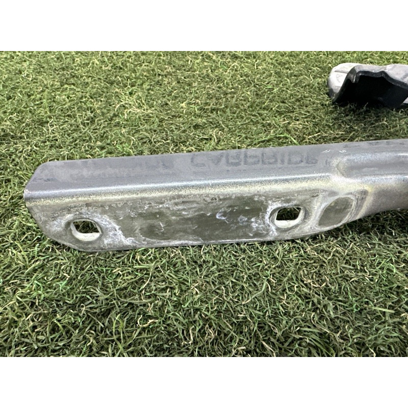Петля капота (кузов и элементы) Volkswagen Touareg NF 2013 3.6 CGRA 7P6823302