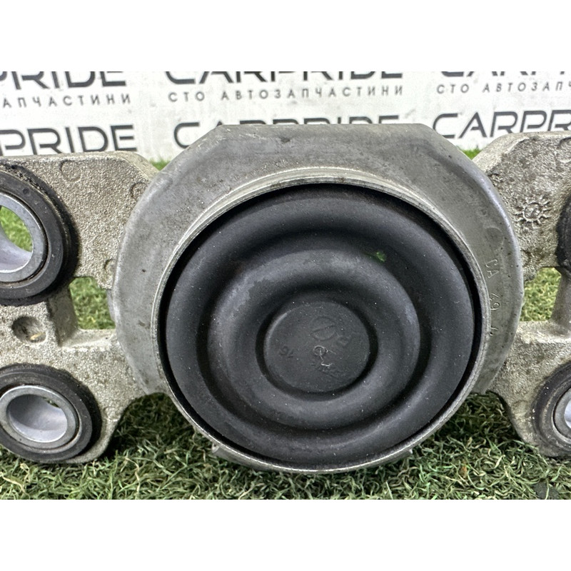 Подушка КПП (трансмиссия) LAND ROVER Range Rover Evoque L538 2015 2.0 LR061456