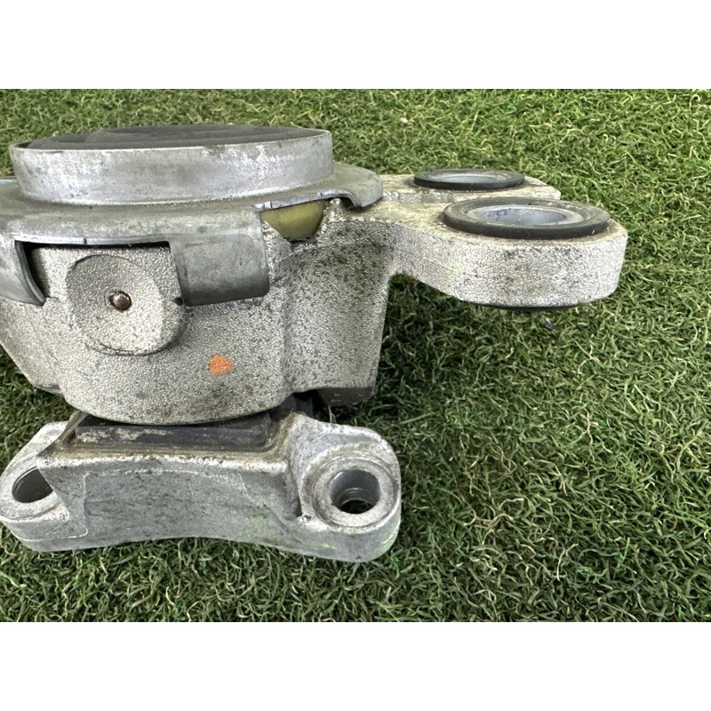 Подушка КПП (трансмиссия) LAND ROVER Range Rover Evoque L538 2015 2.0 LR061456