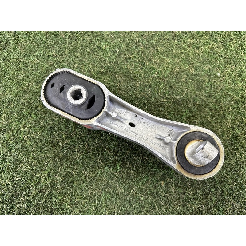 Подушка двигуна (двигун та елементи) BMW X1 F48 2018 2.0 22116885788