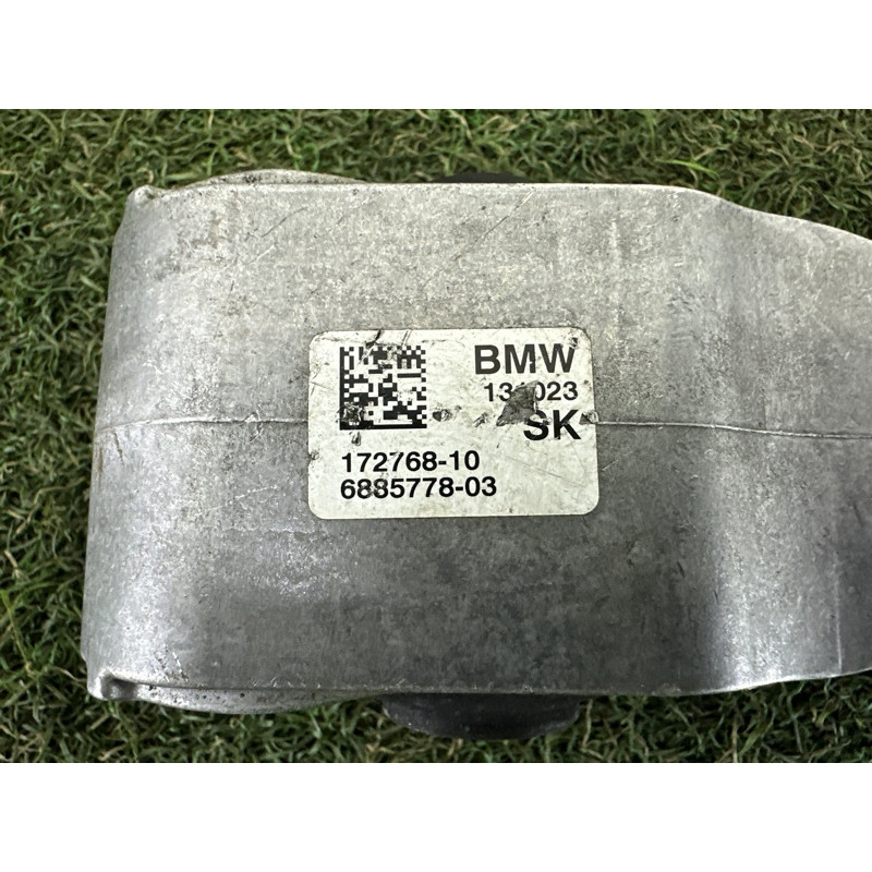 Подушка двигуна (двигун та елементи) BMW X1 F48 2018 2.0 22116885788