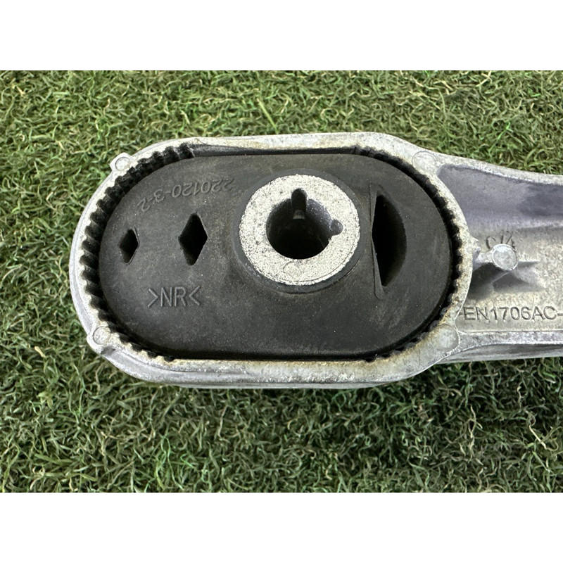 Подушка двигателя (двигатель и элементы) BMW X1 F48 2016 2.0 22116885786