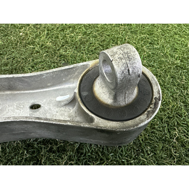 Подушка двигателя (двигатель и элементы) BMW X1 F48 2016 2.0 22116885786