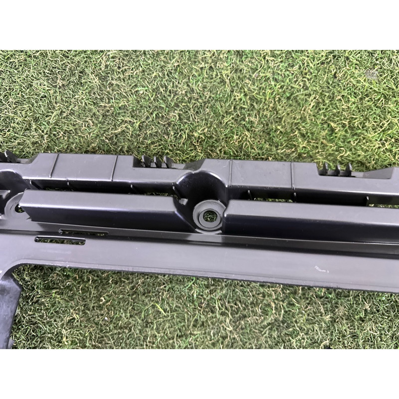 Кріплення бампера (кузов и элементы) LAND ROVER Range Rover L405 2014 5.0 LR037925