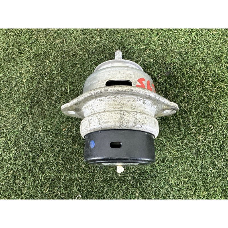 Подушка двигателя (двигатель и элементы) AUDI Q7 4L 2015 3.0 CNRB 7L8199131F