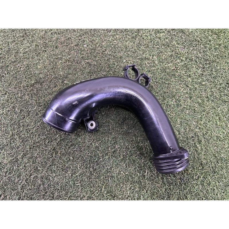 Патрубок повітряного фільтра (подача палива) BMW X5 E70 2011 3.0 13717583715
