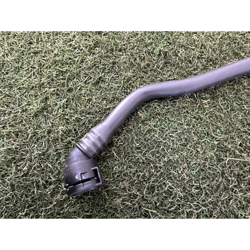 Трубка системи охолодження (система охолодження) BMW X1 F48 2018 2.0 17127617375