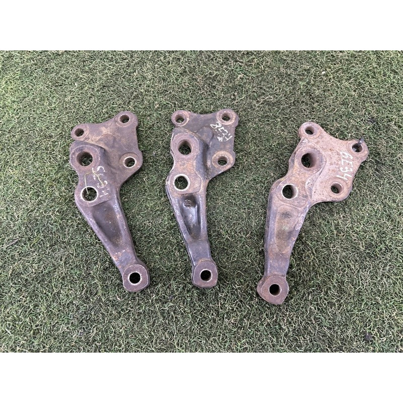 Кронштейн рычага подвески (подвеска) BMW 5-series E34 1993 M20b25 31131133558