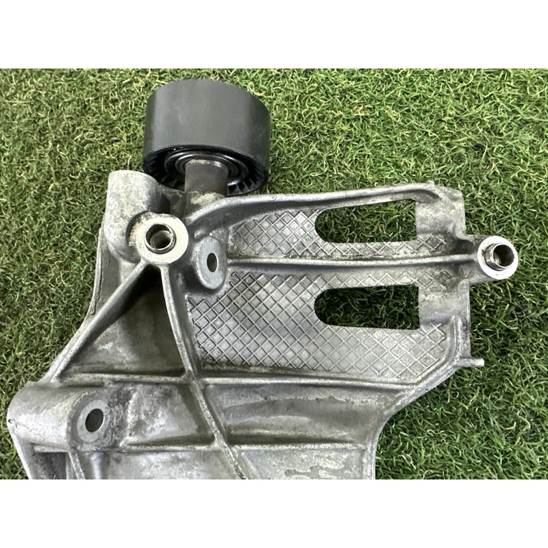 Кронштейн компресора кондиціонера (кронштейни двигуна) BMW X5 E70 2011 3.0 64557585167