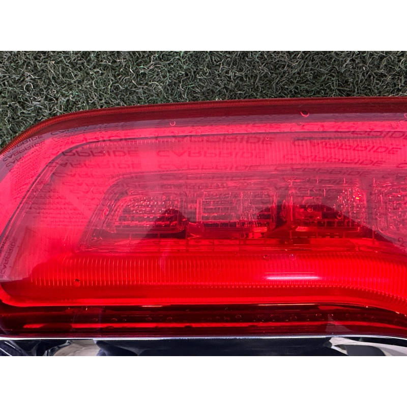 Задній ліхтар (оптика) Jeep Grand Cherokee WK2 2015 5.7 HEMi 68110046AC