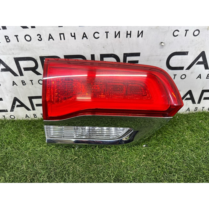 Задній ліхтар (оптика) Jeep Grand Cherokee WK2 2015 5.7 HEMi 68110047AC