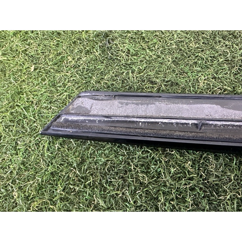 Молдинг стекла (кузов и элементы) AUDI Q5 FY 2020 2.0 DJYA 80A8548725FQ
