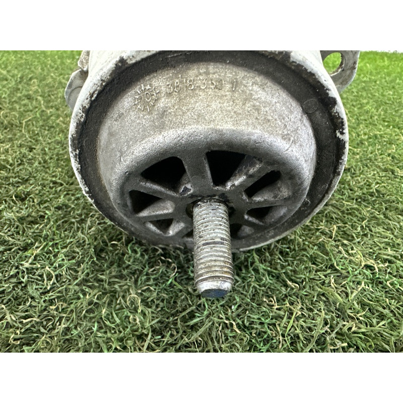Подушка двигателя (двигатель и элементы) Volkswagen Touareg NF 2013 3.6 CGRA 7P6199131