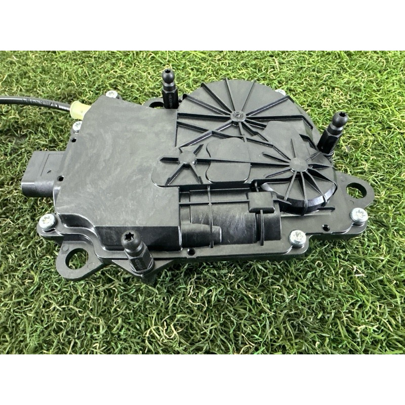 Привод замка багажника (электрика) LAND ROVER Range Rover L405 2014 5.0 LR034351