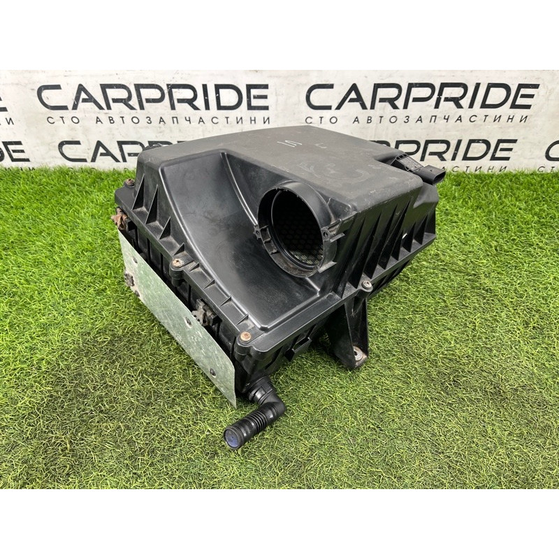 Корпус повітряного фільтра (подача палива) Volkswagen Amarok 2H 2.0 2H0129607J