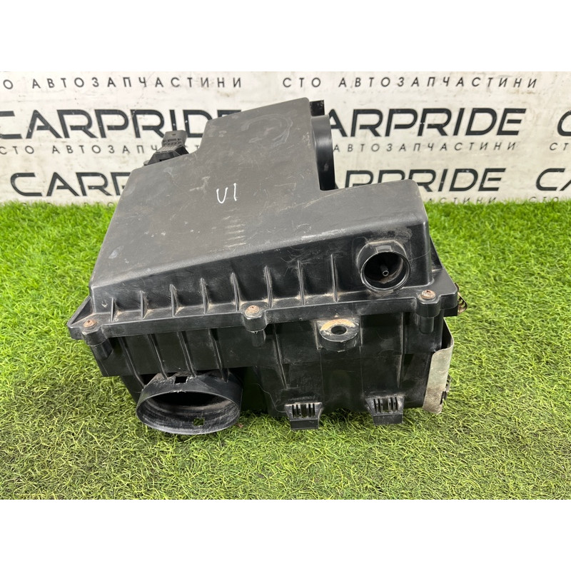 Корпус повітряного фільтра (подача палива) Volkswagen Amarok 2H 2.0 2H0129607J