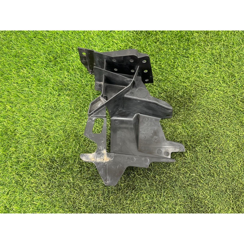 Воздуховод радиатора (кузов и элементы) Volkswagen Amarok 2H 2.0 2H0121330