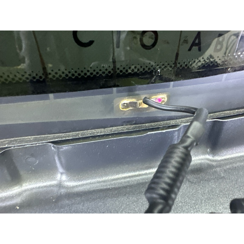 Скло кришки багажника (скло та дзеркала) BMW X3 F25 2013 2.0 51317329453