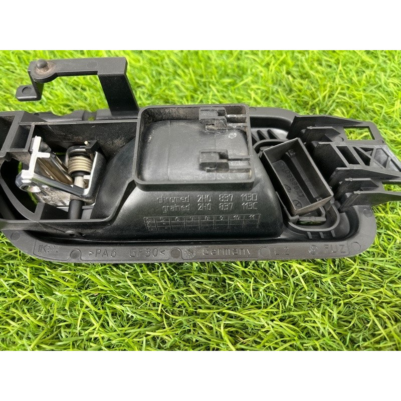 Ручка дверей внутрішня (салон) Volkswagen Amarok 2H 2.0 2H0837113DUBN