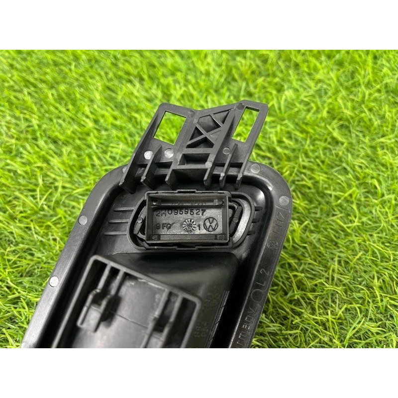 Ручка дверей внутрішня (салон) Volkswagen Amarok 2H 2.0 2H0837113DUBN