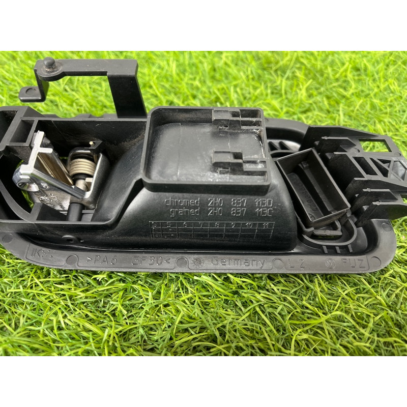 Ручка дверей внутрішня (салон) Volkswagen Amarok 2H 2.0 2H0837113DUBN