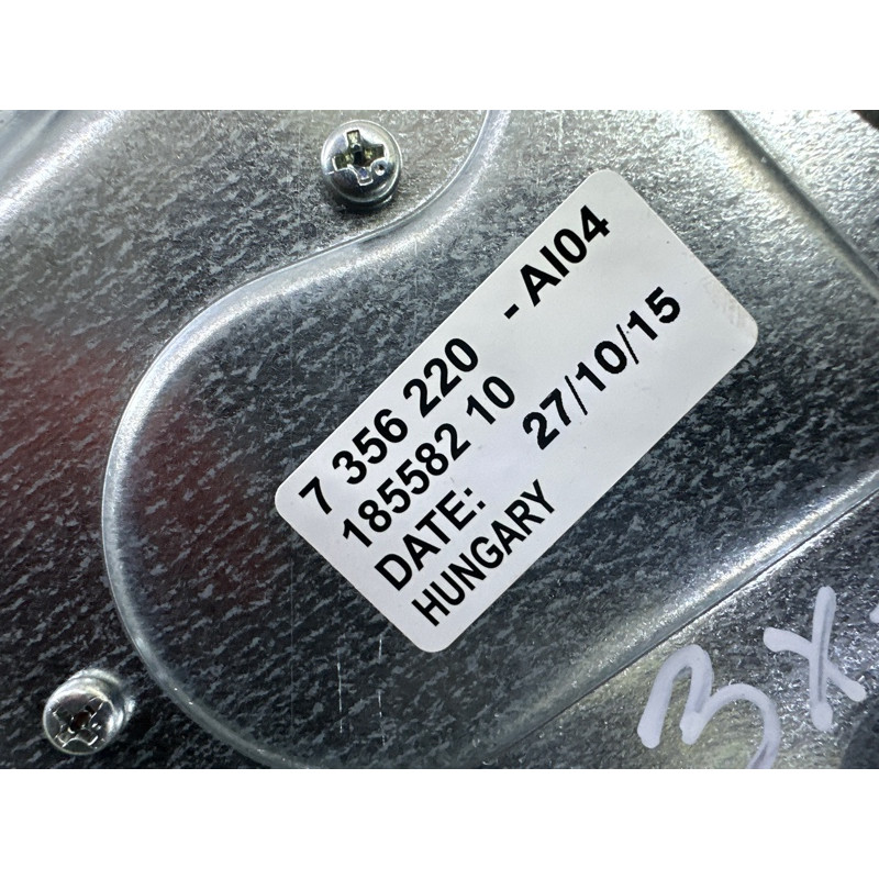 Мотор склоочисників (електрика) BMW X1 F48 2016 2.0 61627356220