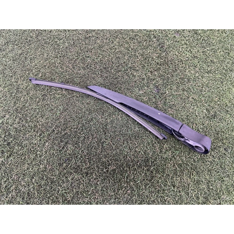 Поводок дворника (кузов и элементы) BMW X1 F48 2016 2.0 61627356224