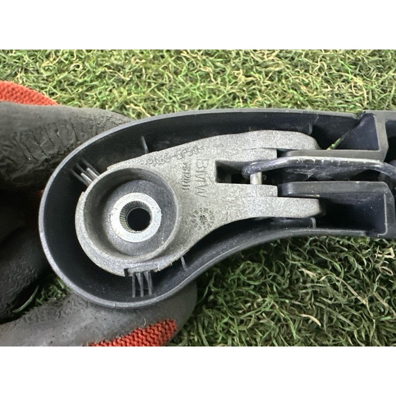 Поводок дворника (кузов и элементы) BMW X1 F48 2016 2.0 61627356224