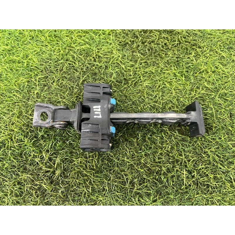 Ограничитель двери (кузов и элементы) Volkswagen Amarok 2H 2.0 2H0837249