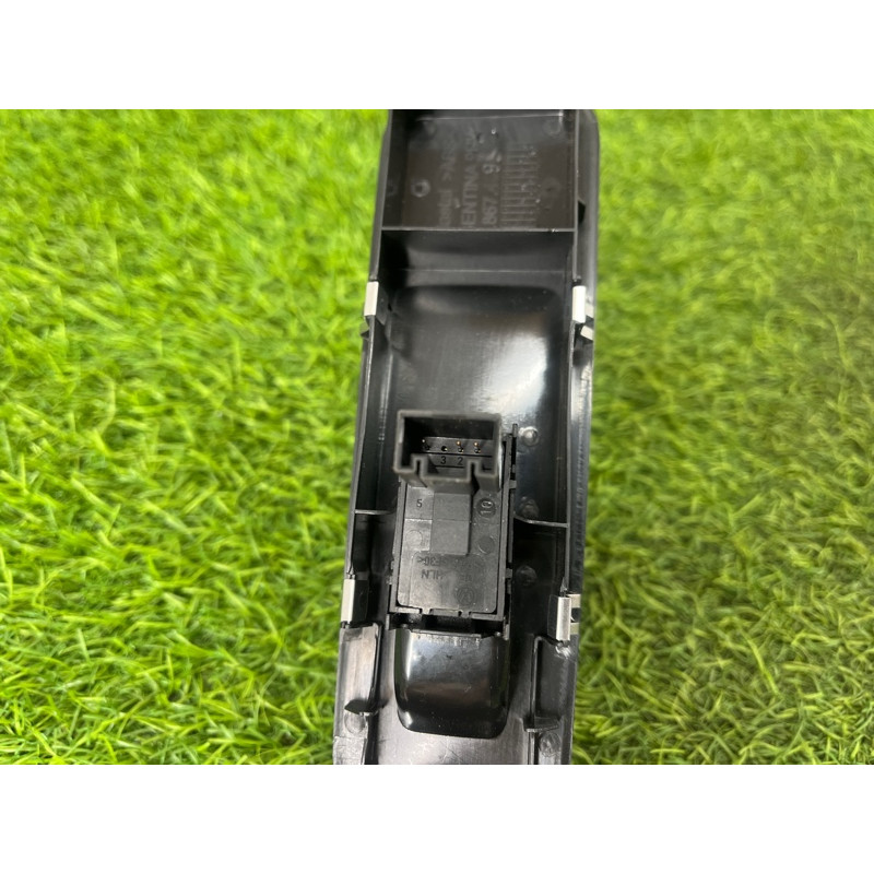 Кнопка склопідйомника (електрика / кнопки) Volkswagen Amarok 2H 2.0 7L6959855BREH