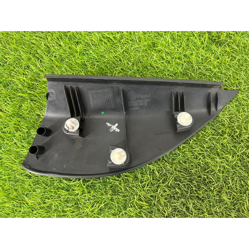 Молдинг двери (уголок) внутренний (кузов и элементы) Volkswagen Amarok 2H 2.0 2H0837994C9B9