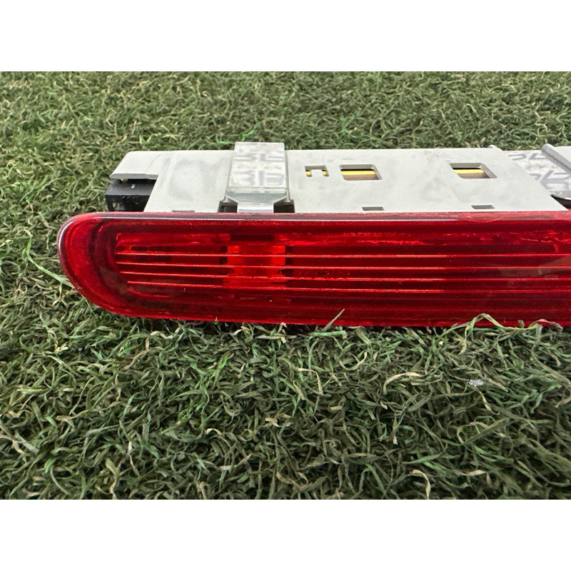 Повторитель стоп сигнала (оптика) Mercedes-Benz GL X164 2011 3.0 A251820115639