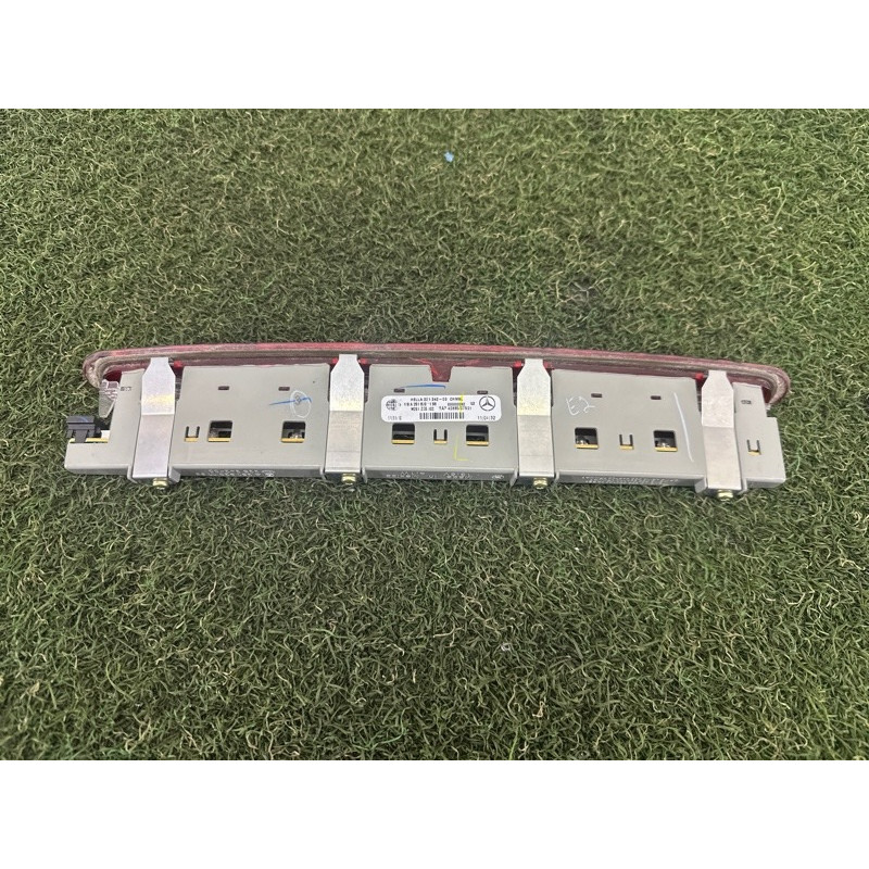 Повторитель стоп сигнала (оптика) Mercedes-Benz GL X164 2011 3.0 A251820115639
