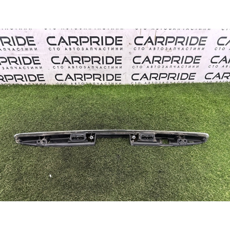 Панель подсветки номера (кузов и элементы) Mercedes-Benz GL X164 2011 3.0 A1647400993