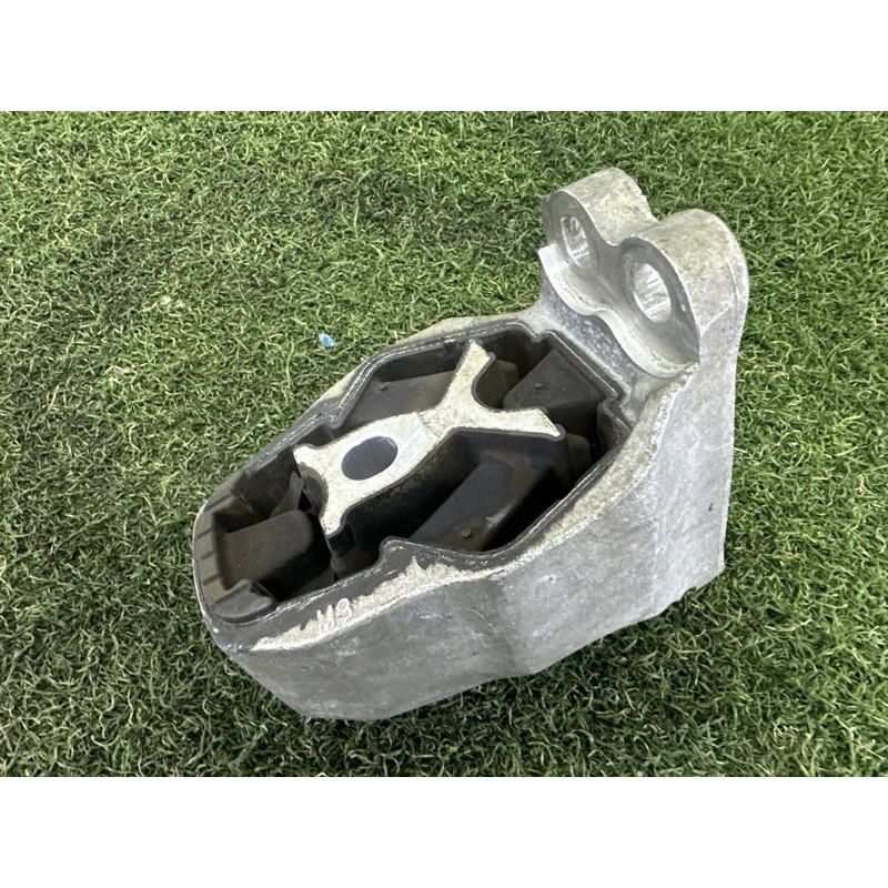 Подушка двигателя (двигатель и элементы) Nissan Rogue T33 2022 1.5 KR15DDT 113606RC0B
