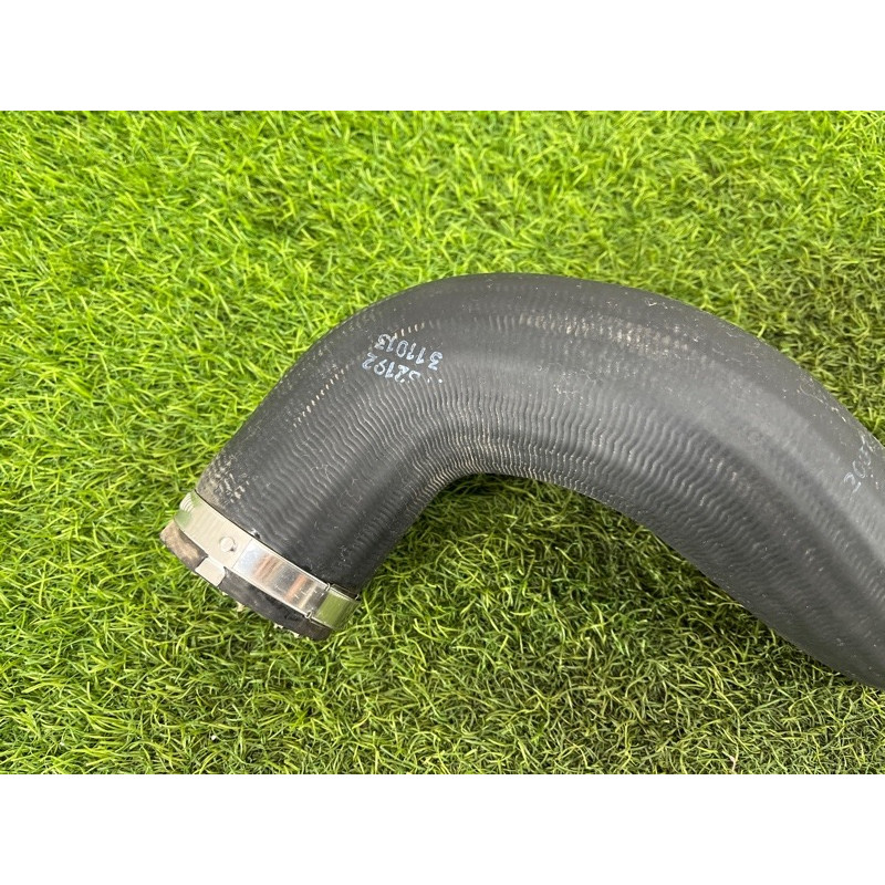 Патрубок інтеркулера (двигун та елементи) Volkswagen Amarok Not specified 2.0 2H0145708B