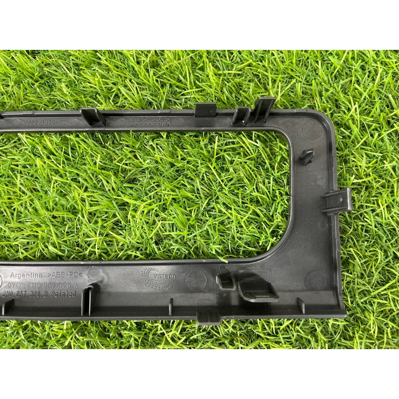 Декоративна накладка торпеди (салон) Volkswagen Amarok 2H 2.0 2H0857326DGA1