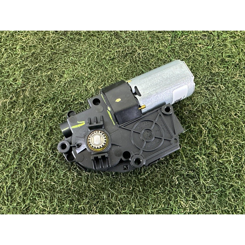 Мотор люка (электрика) BMW X3 F25 2013 2.0 54102993883