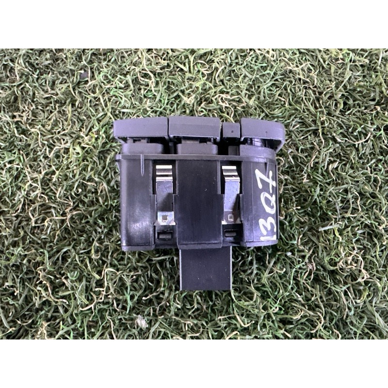 Кнопки прочие (электрика / кнопки) AUDI Q7 4L 2015 3.0 CNRB 4L1927227A5PR