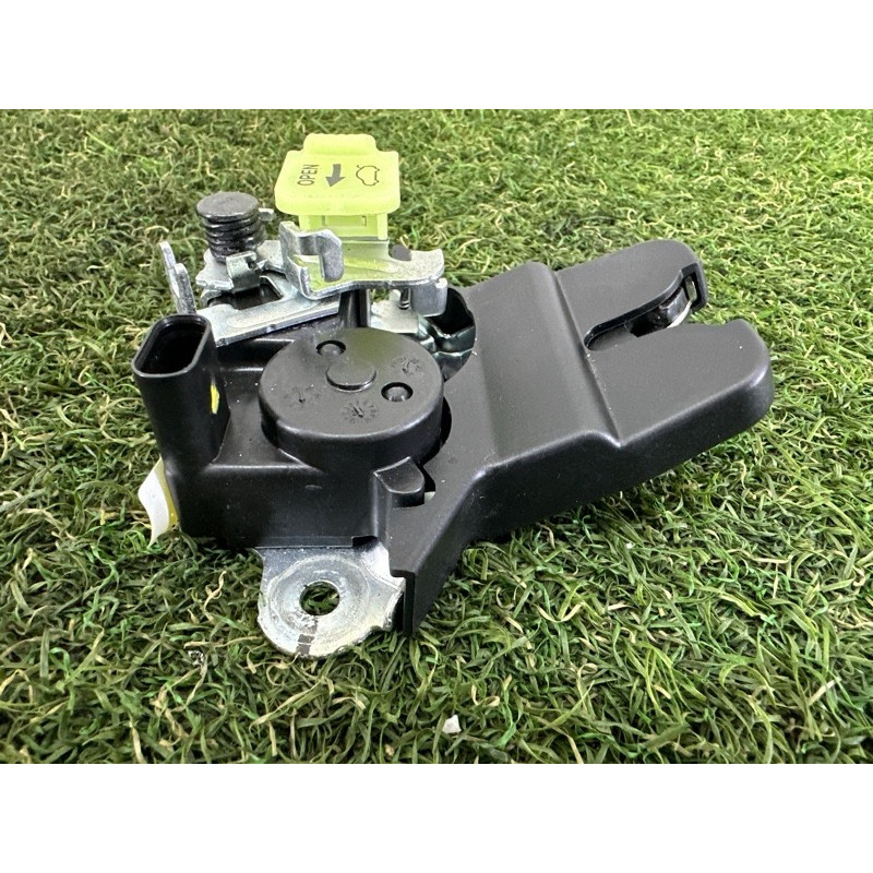 Замок багажника (кузов и элементы) Hyundai Sonata DN8 2020 2.5 81230L0000
